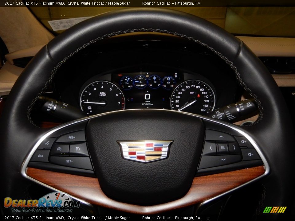 2017 Cadillac XT5 Platinum AWD Crystal White Tricoat / Maple Sugar Photo #15