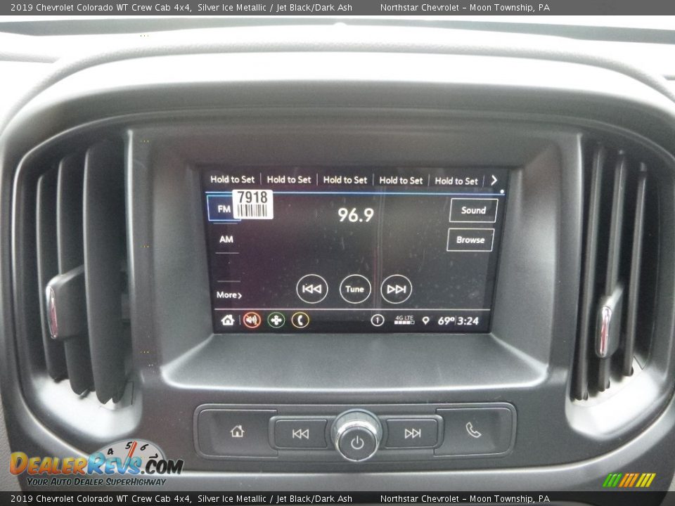 2019 Chevrolet Colorado WT Crew Cab 4x4 Silver Ice Metallic / Jet Black/Dark Ash Photo #17