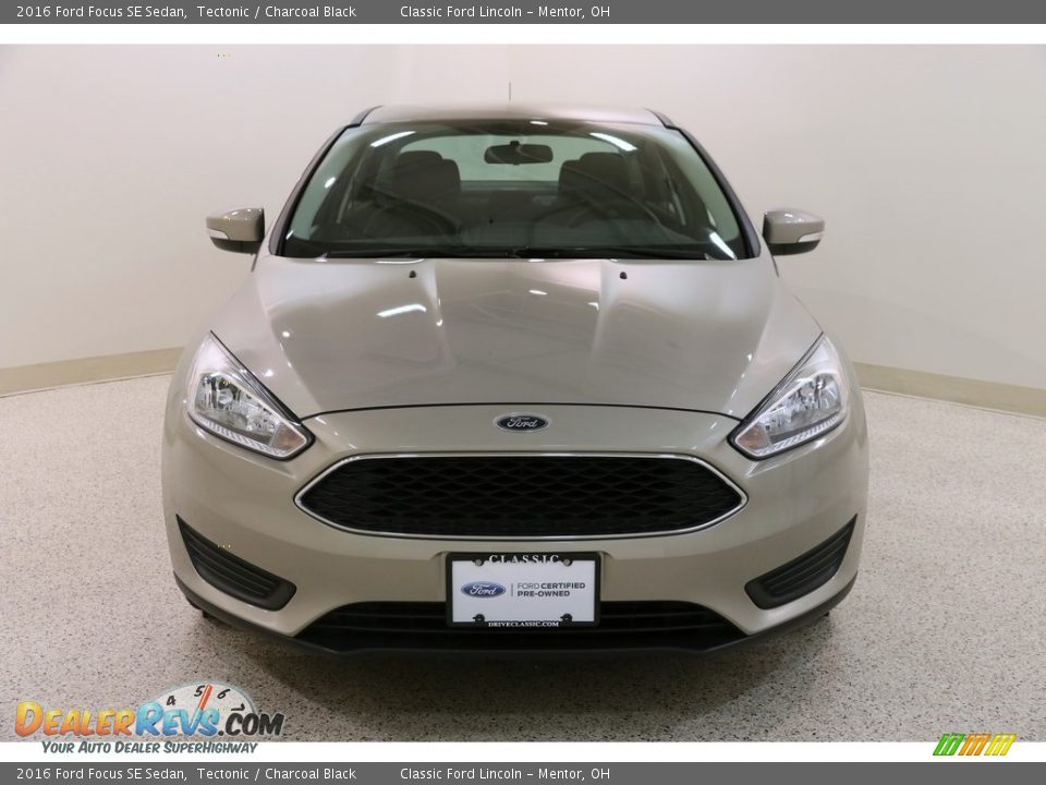 2016 Ford Focus SE Sedan Tectonic / Charcoal Black Photo #2