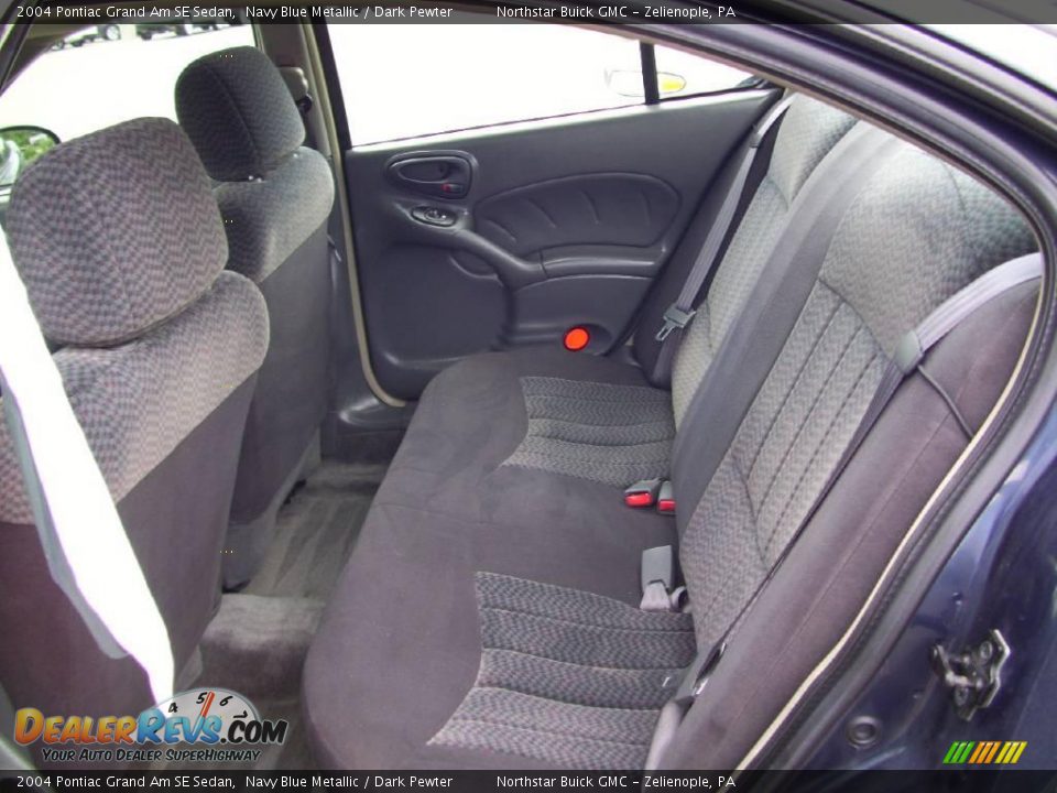 2004 Pontiac Grand Am SE Sedan Navy Blue Metallic / Dark Pewter Photo #14
