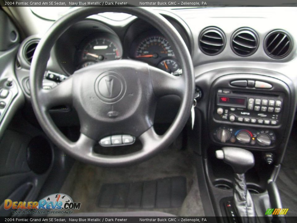 2004 Pontiac Grand Am SE Sedan Navy Blue Metallic / Dark Pewter Photo #15