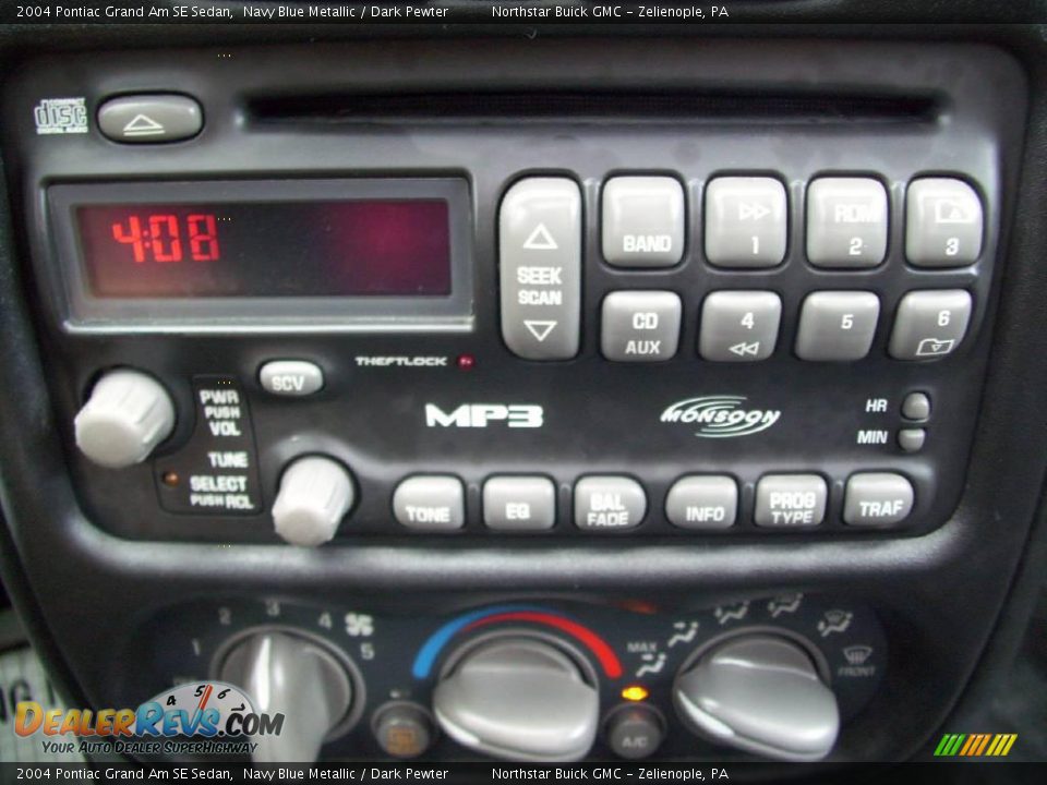 2004 Pontiac Grand Am SE Sedan Navy Blue Metallic / Dark Pewter Photo #19