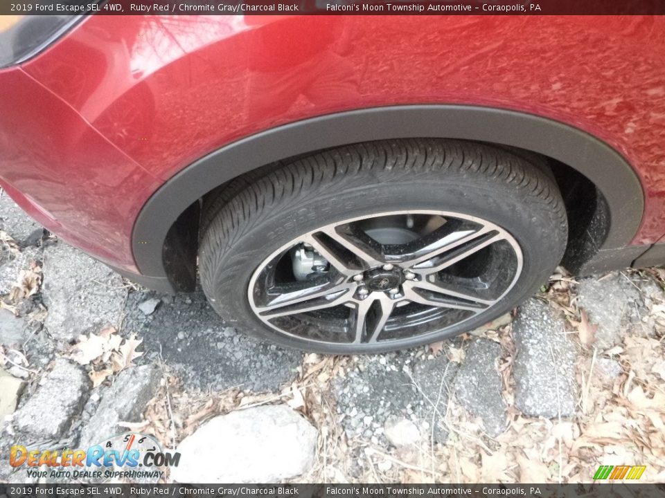 2019 Ford Escape SEL 4WD Ruby Red / Chromite Gray/Charcoal Black Photo #5