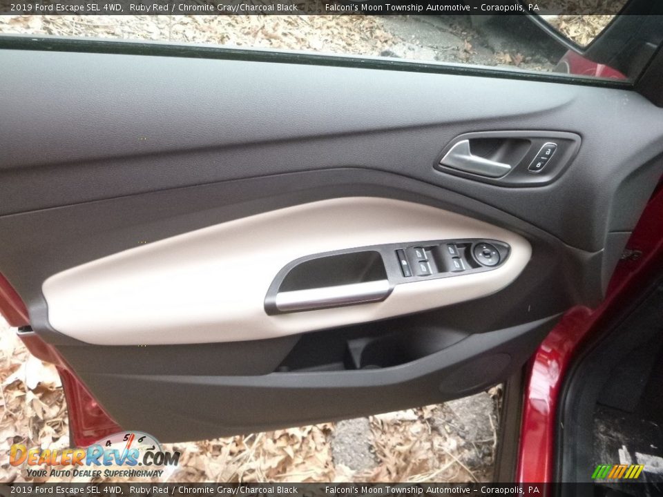 2019 Ford Escape SEL 4WD Ruby Red / Chromite Gray/Charcoal Black Photo #9