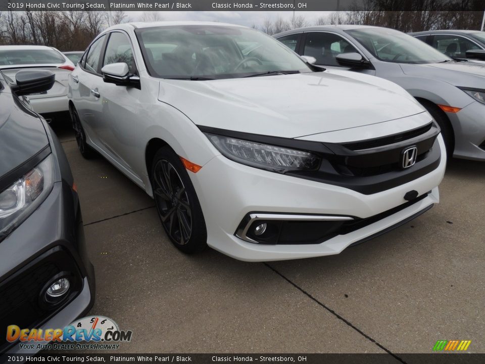 2019 Honda Civic Touring Sedan Platinum White Pearl / Black Photo #3