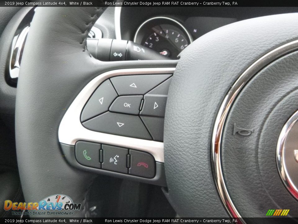 2019 Jeep Compass Latitude 4x4 White / Black Photo #19