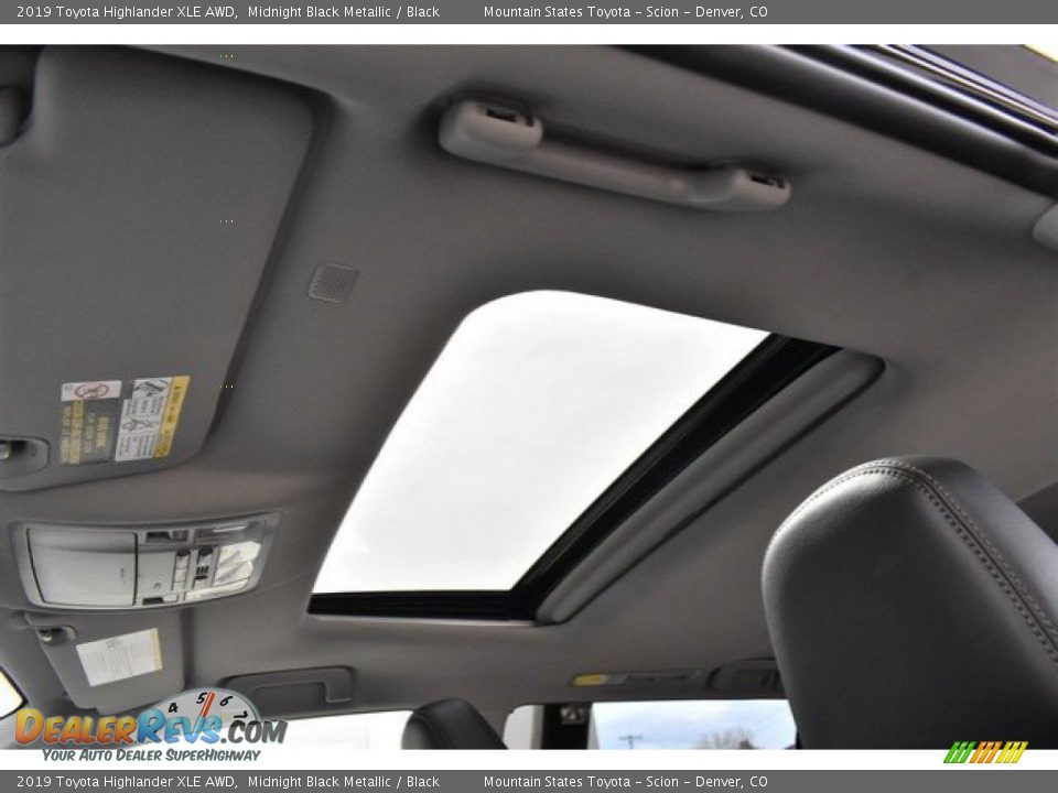 2019 Toyota Highlander XLE AWD Midnight Black Metallic / Black Photo #8