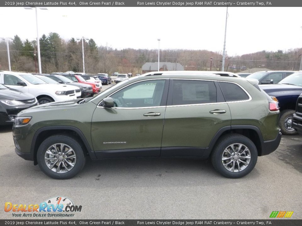2019 Jeep Cherokee Latitude Plus 4x4 Olive Green Pearl / Black Photo #2
