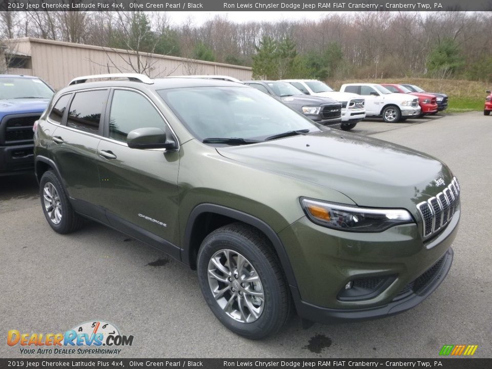 2019 Jeep Cherokee Latitude Plus 4x4 Olive Green Pearl / Black Photo #7