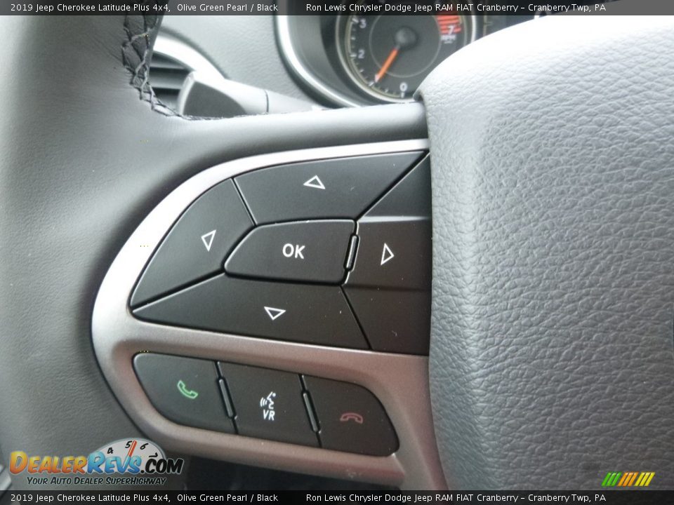 2019 Jeep Cherokee Latitude Plus 4x4 Olive Green Pearl / Black Photo #18