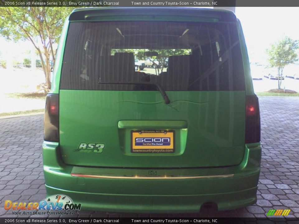 2006 Scion xB Release Series 3.0 Envy Green / Dark Charcoal Photo #31