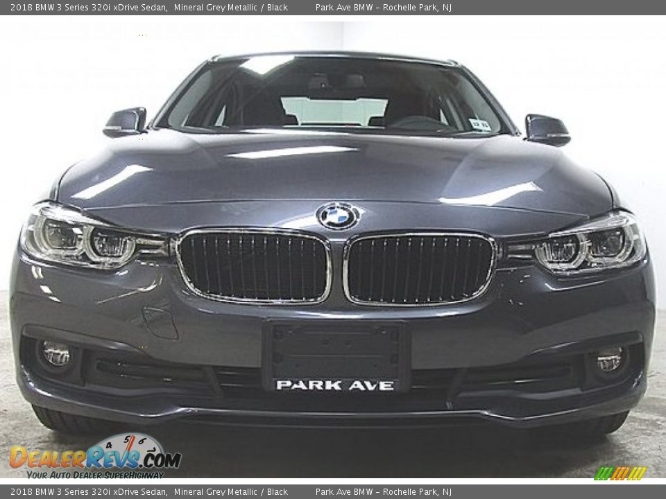 2018 BMW 3 Series 320i xDrive Sedan Mineral Grey Metallic / Black Photo #2