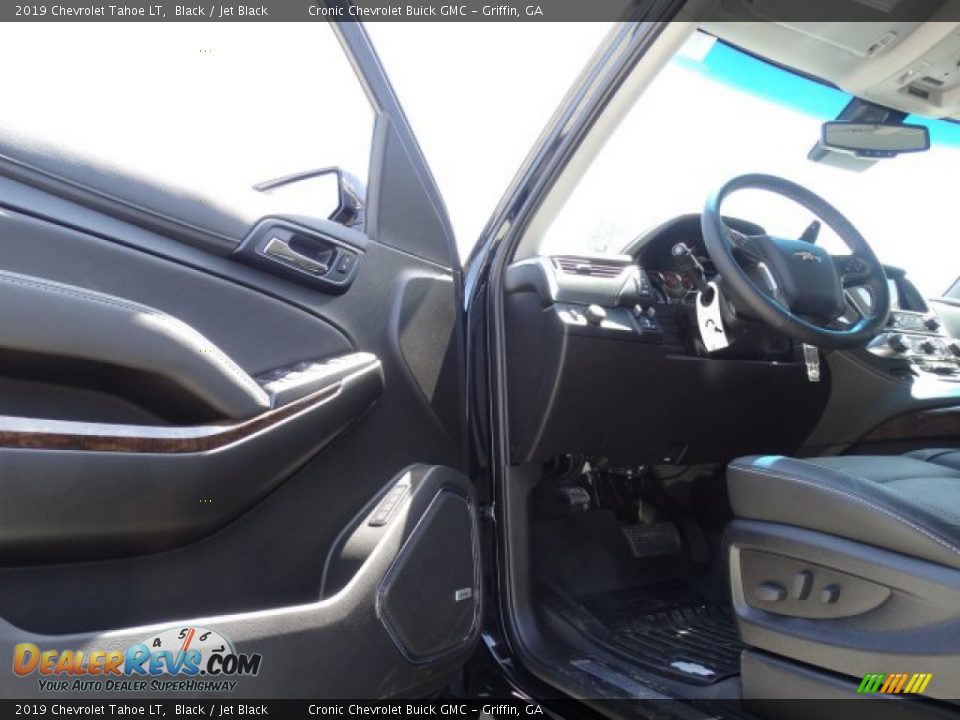 2019 Chevrolet Tahoe LT Black / Jet Black Photo #10