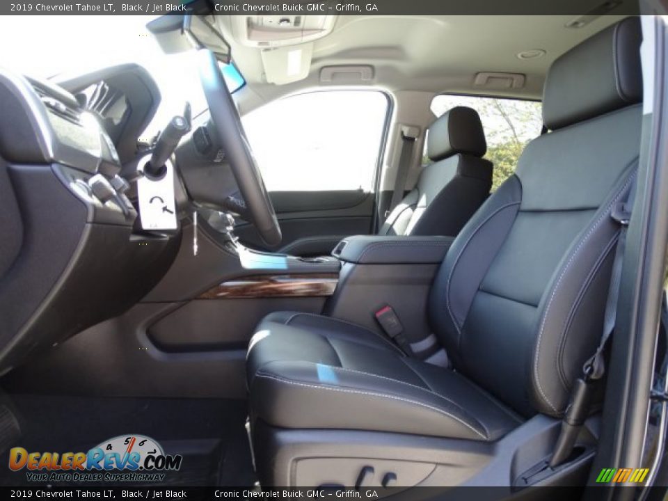Front Seat of 2019 Chevrolet Tahoe LT Photo #14