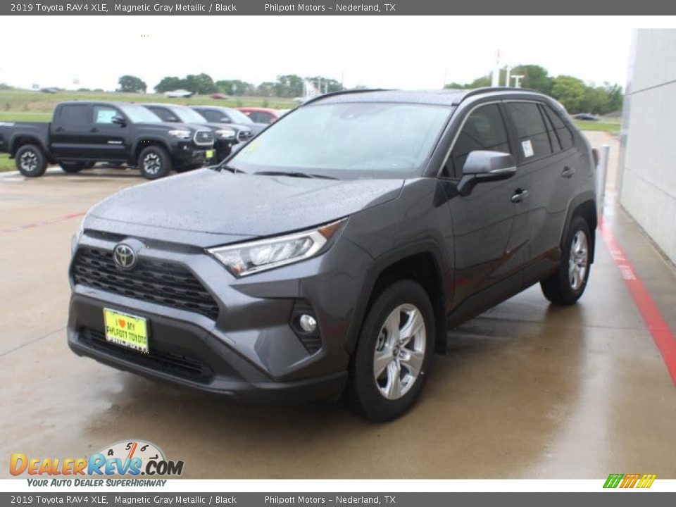 2019 Toyota RAV4 XLE Magnetic Gray Metallic / Black Photo #4