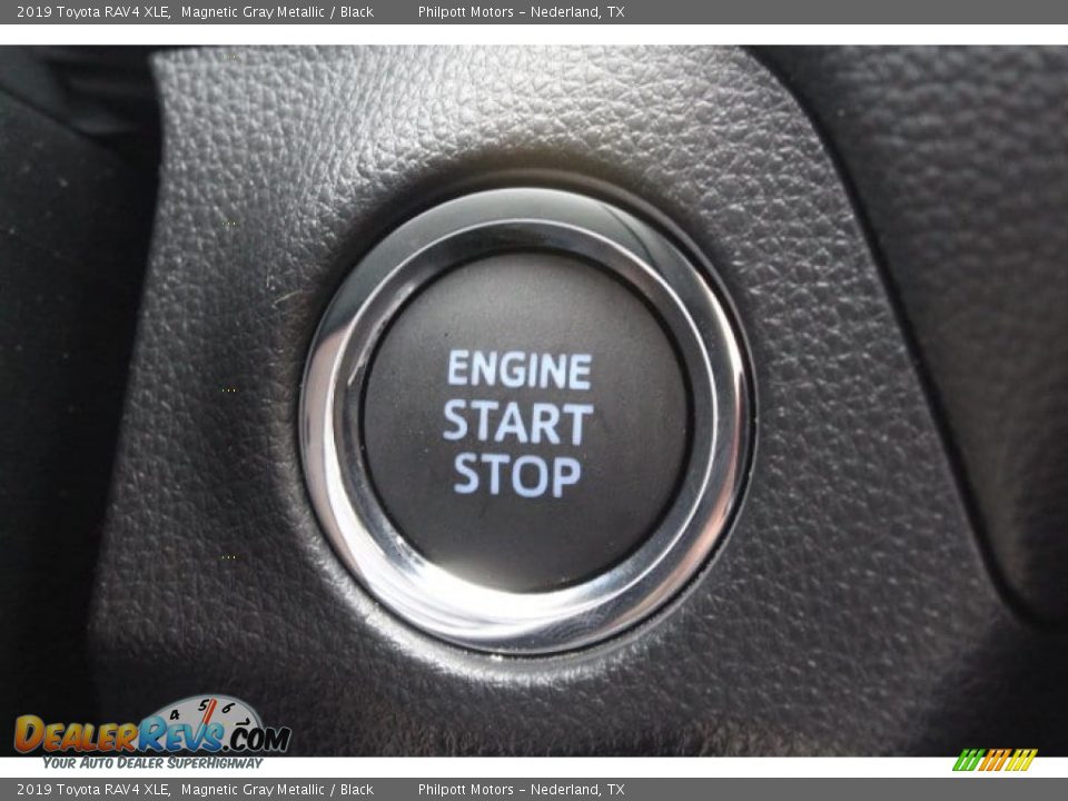 2019 Toyota RAV4 XLE Magnetic Gray Metallic / Black Photo #14