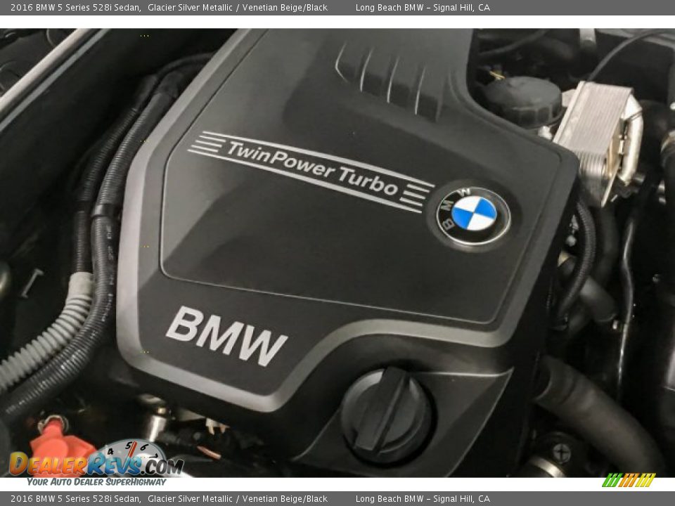 2016 BMW 5 Series 528i Sedan Glacier Silver Metallic / Venetian Beige/Black Photo #30
