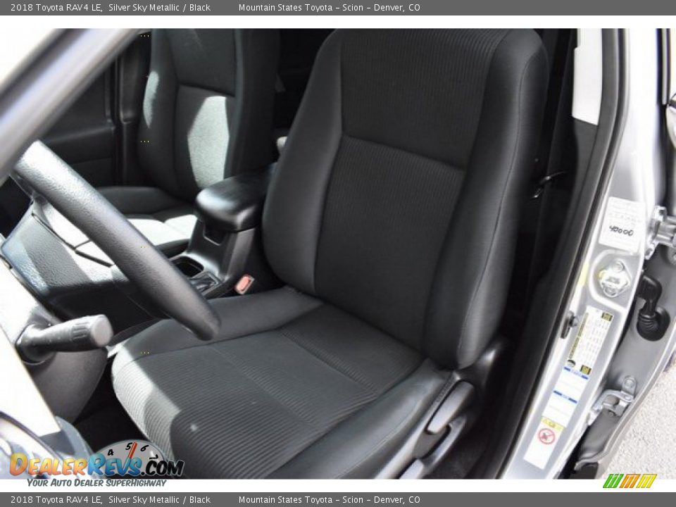 2018 Toyota RAV4 LE Silver Sky Metallic / Black Photo #12