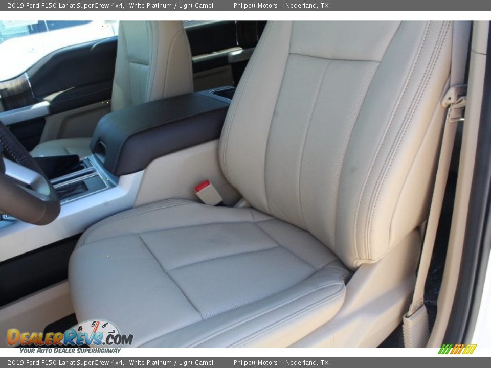2019 Ford F150 Lariat SuperCrew 4x4 White Platinum / Light Camel Photo #10