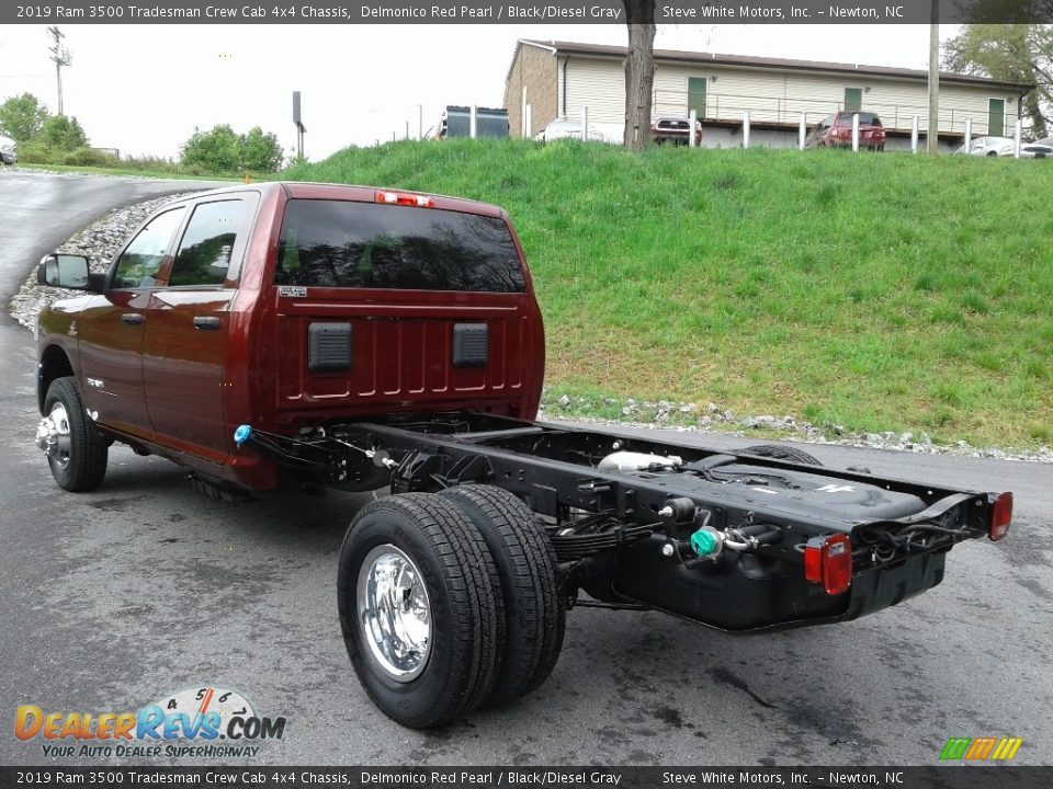 2019 Ram 3500 Tradesman Crew Cab 4x4 Chassis Delmonico Red Pearl / Black/Diesel Gray Photo #7