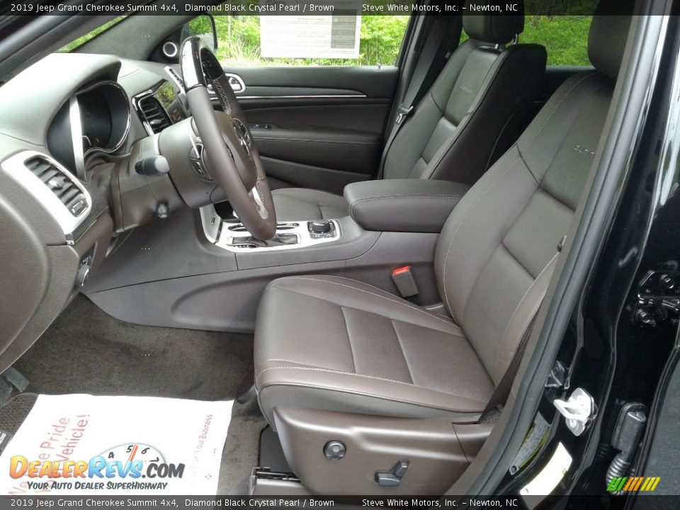 2019 Jeep Grand Cherokee Summit 4x4 Diamond Black Crystal Pearl / Brown Photo #8
