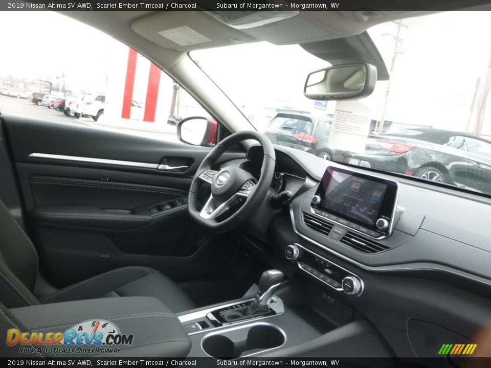 2019 Nissan Altima SV AWD Scarlet Ember Tintcoat / Charcoal Photo #11