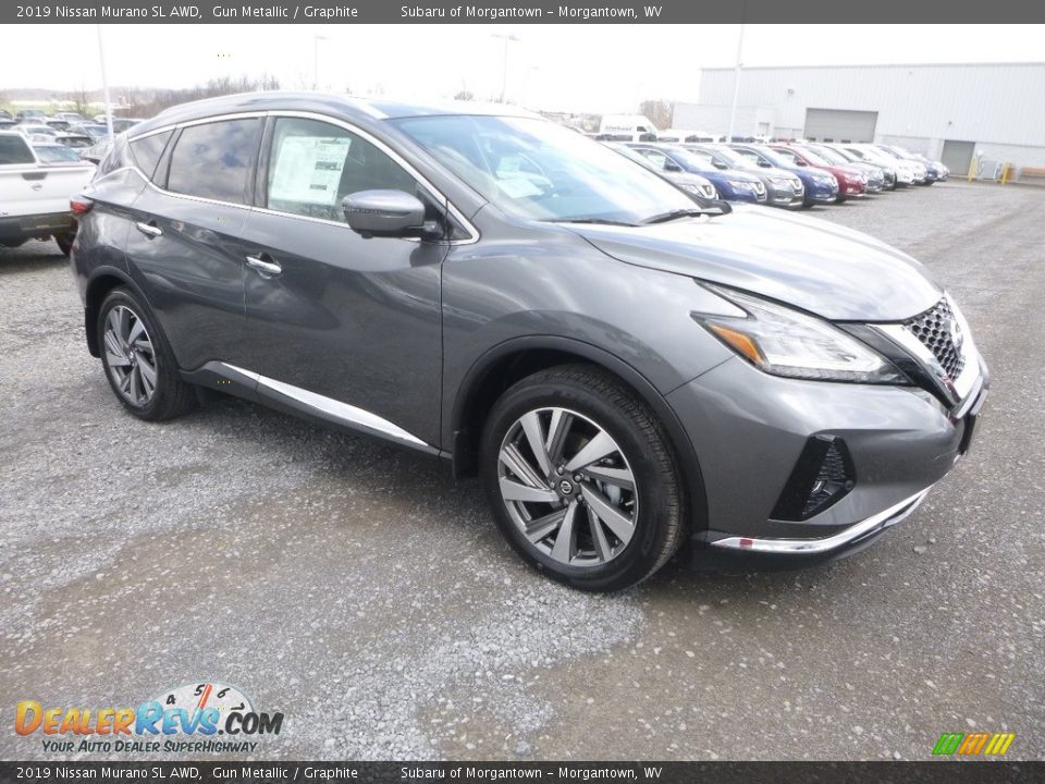 Front 3/4 View of 2019 Nissan Murano SL AWD Photo #1