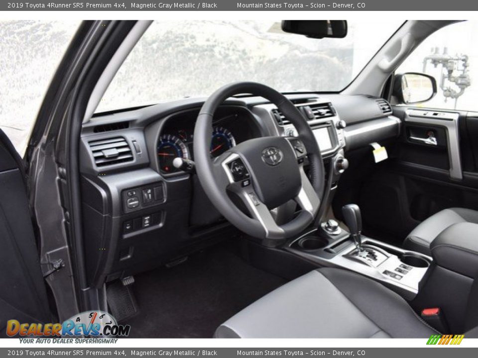 2019 Toyota 4Runner SR5 Premium 4x4 Magnetic Gray Metallic / Black Photo #5