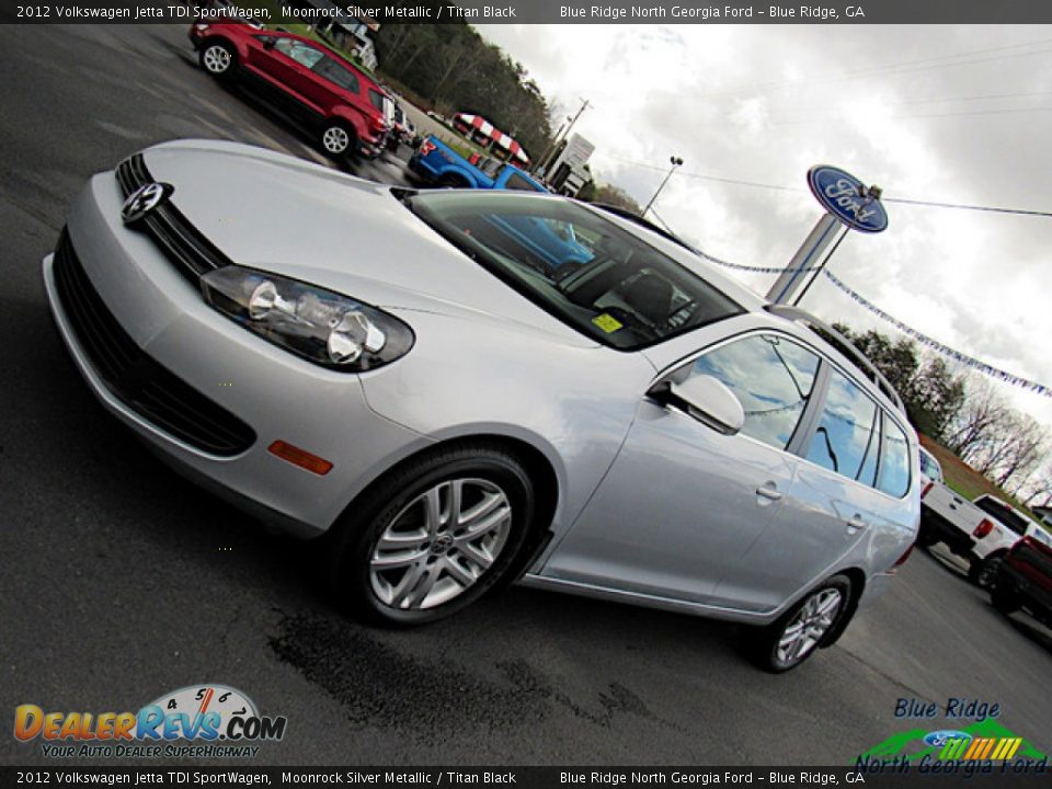 2012 Volkswagen Jetta TDI SportWagen Moonrock Silver Metallic / Titan Black Photo #28