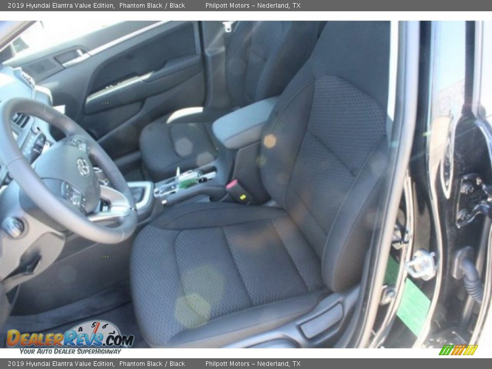 2019 Hyundai Elantra Value Edition Phantom Black / Black Photo #10