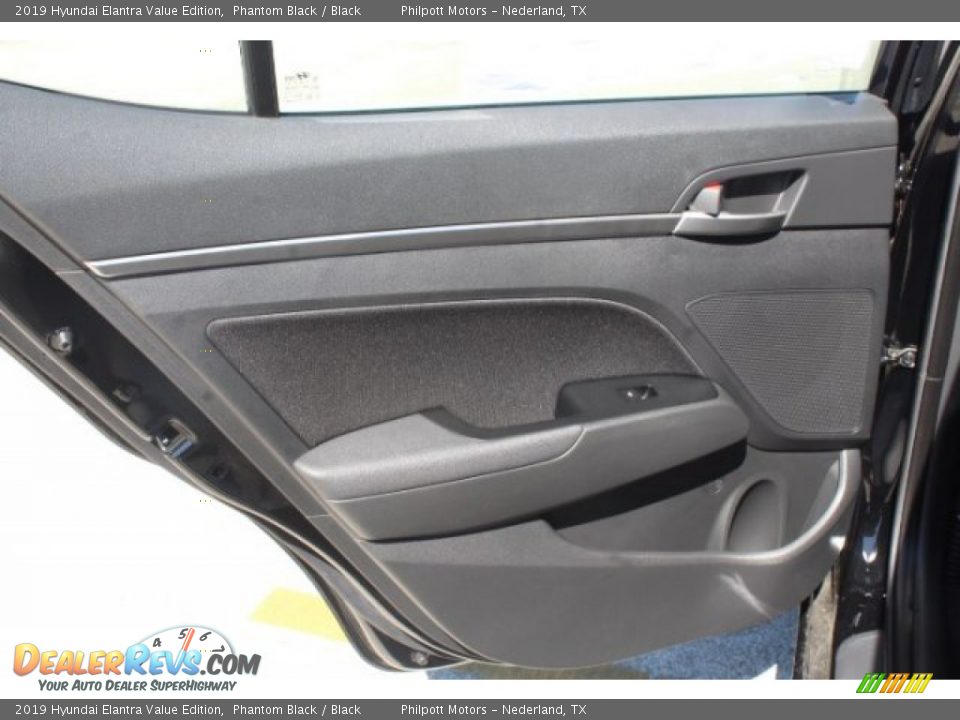 2019 Hyundai Elantra Value Edition Phantom Black / Black Photo #17