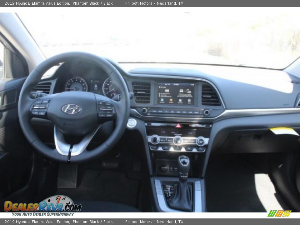 2019 Hyundai Elantra Value Edition Phantom Black / Black Photo #19