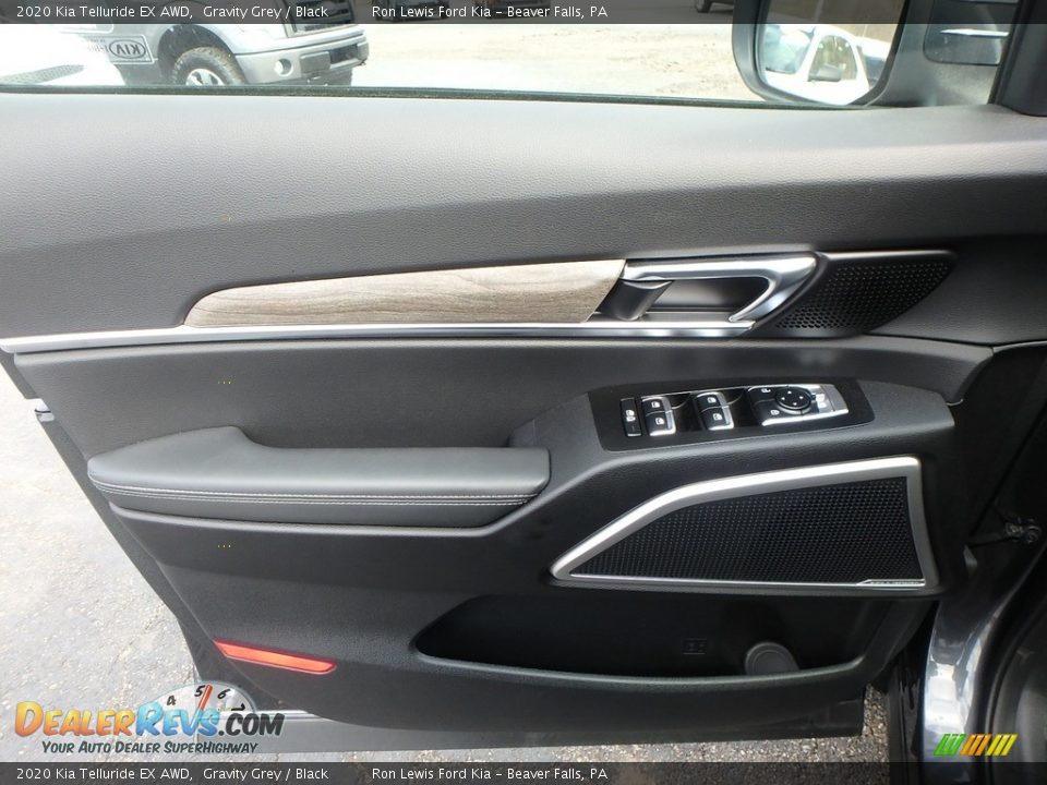 Door Panel of 2020 Kia Telluride EX AWD Photo 14