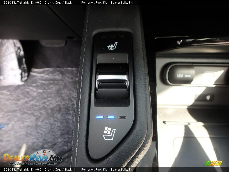 Controls of 2020 Kia Telluride EX AWD Photo #20