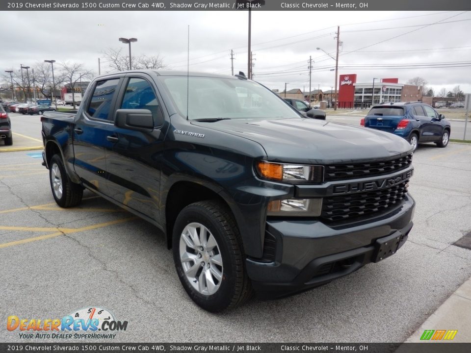 2019 Chevrolet Silverado 1500 Custom Crew Cab 4WD Shadow Gray Metallic / Jet Black Photo #3