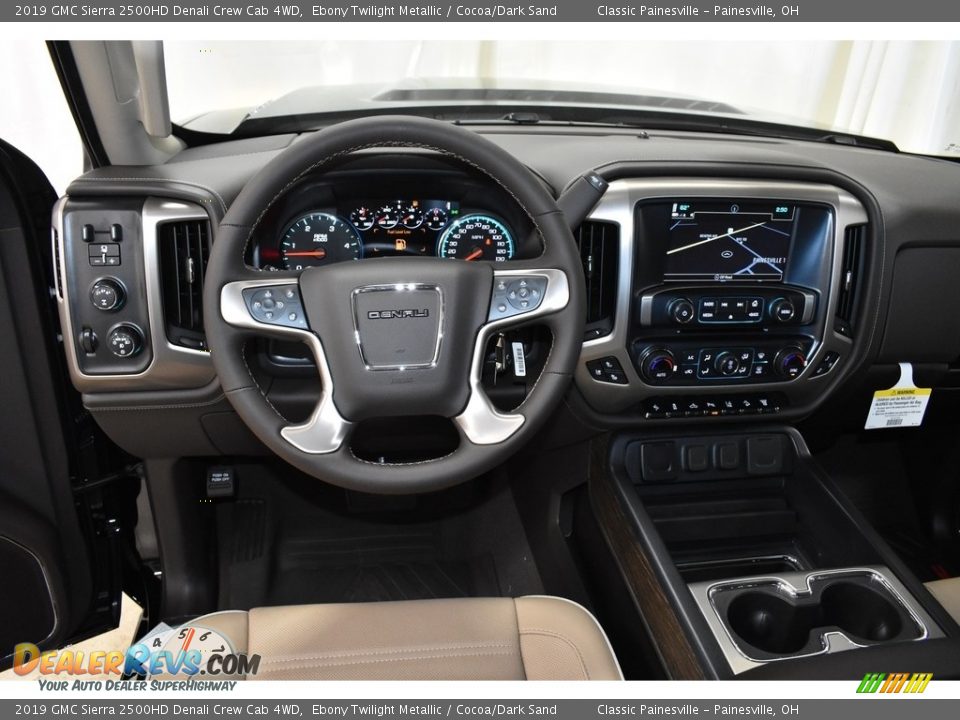 Dashboard of 2019 GMC Sierra 2500HD Denali Crew Cab 4WD Photo #8