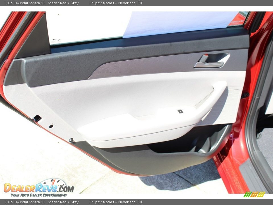2019 Hyundai Sonata SE Scarlet Red / Gray Photo #16