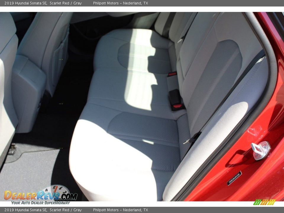 2019 Hyundai Sonata SE Scarlet Red / Gray Photo #17