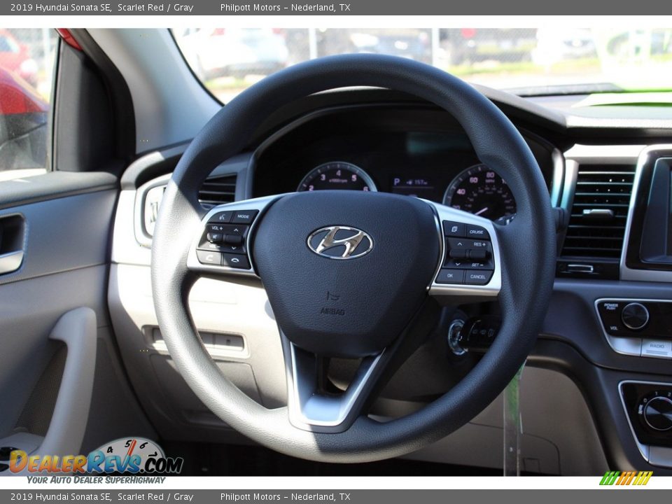 2019 Hyundai Sonata SE Scarlet Red / Gray Photo #19