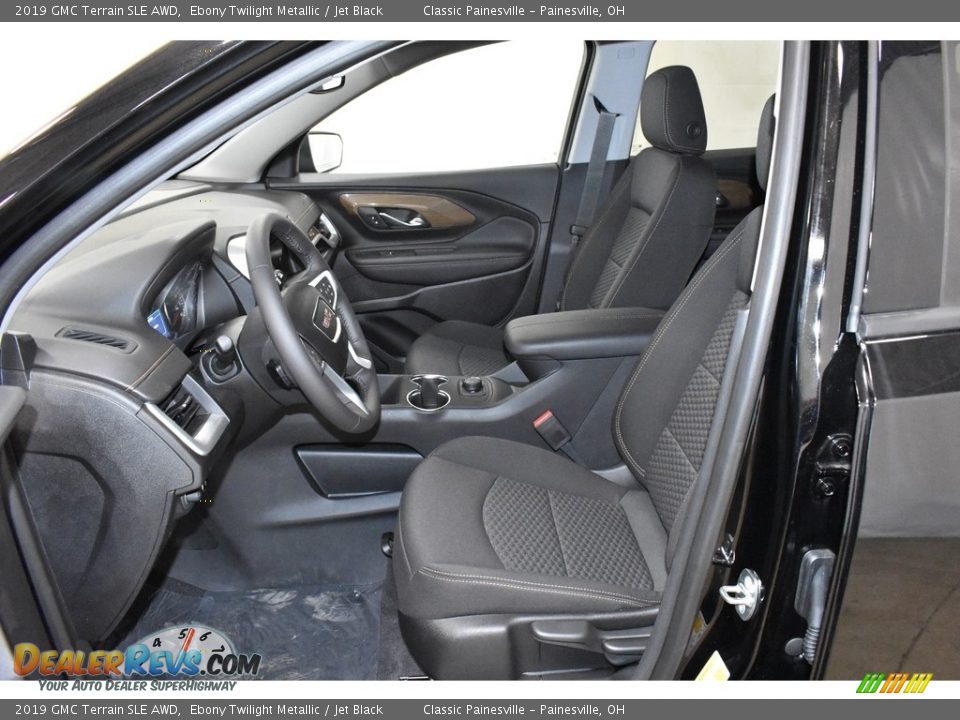 Front Seat of 2019 GMC Terrain SLE AWD Photo #6