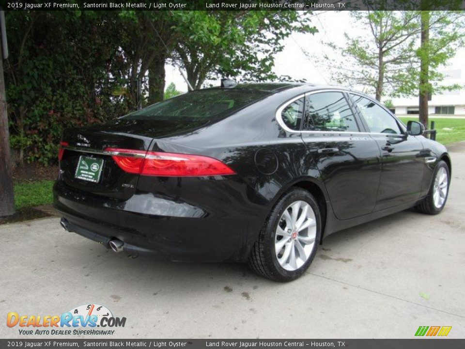 2019 Jaguar XF Premium Santorini Black Metallic / Light Oyster Photo #7