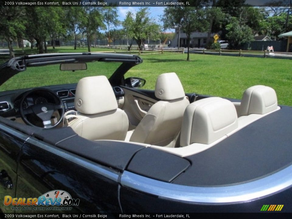 2009 Volkswagen Eos Komfort Black Uni / Cornsilk Beige Photo #22