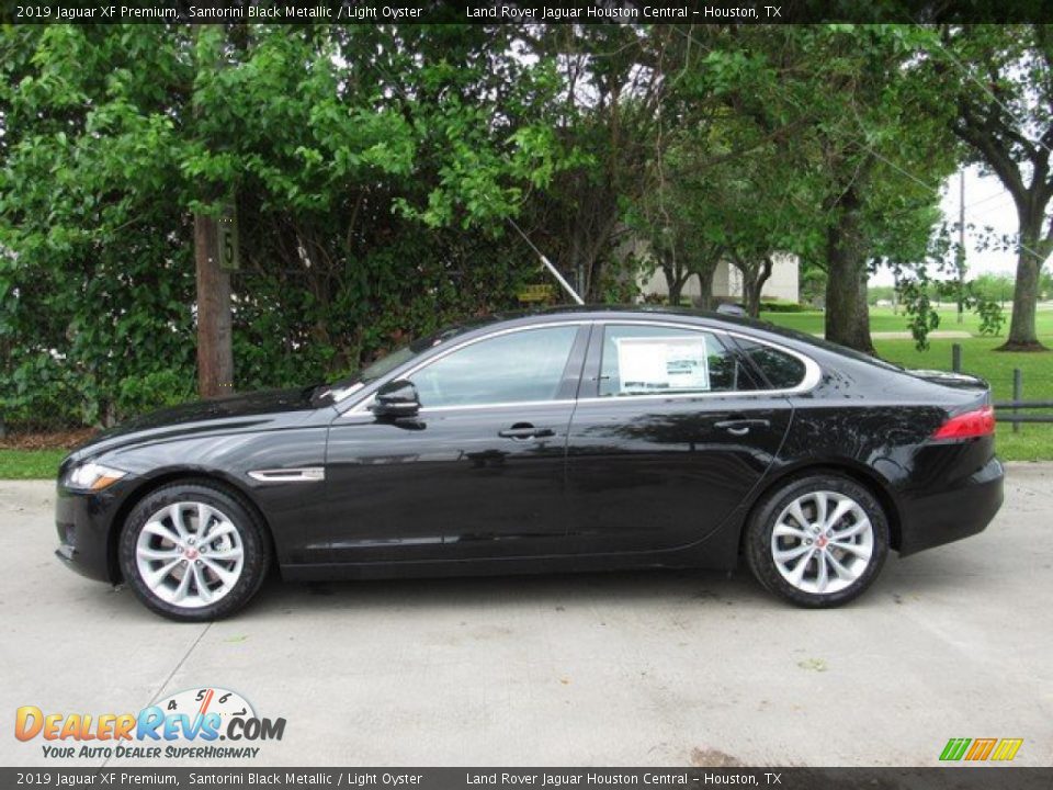 Santorini Black Metallic 2019 Jaguar XF Premium Photo #11