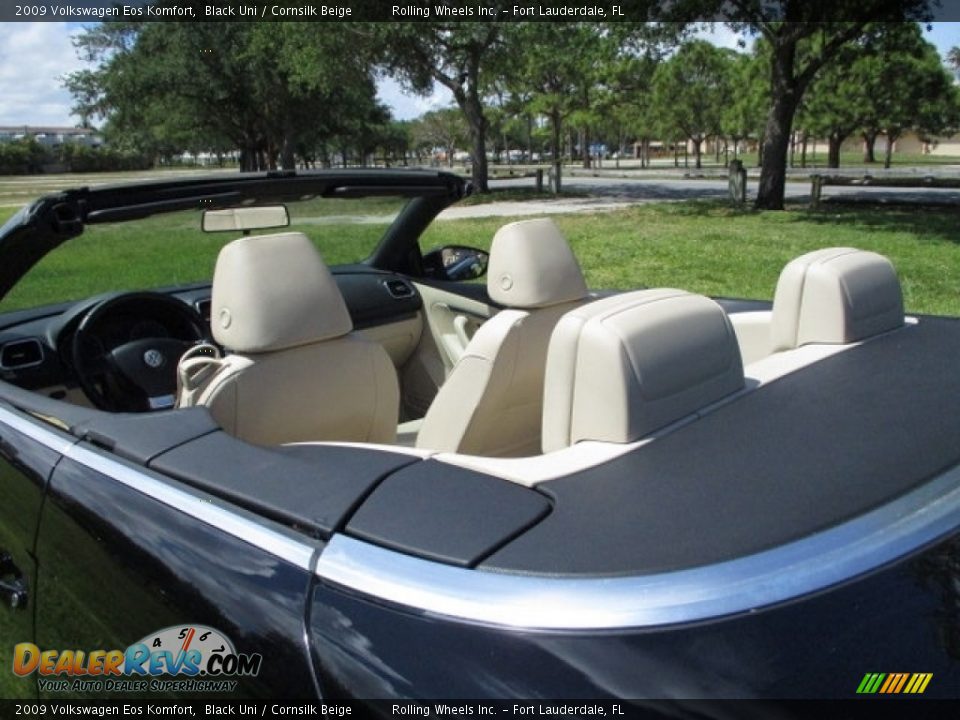 2009 Volkswagen Eos Komfort Black Uni / Cornsilk Beige Photo #34
