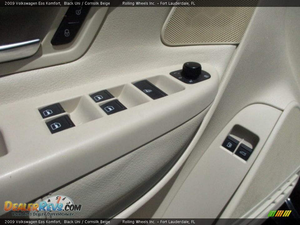 2009 Volkswagen Eos Komfort Black Uni / Cornsilk Beige Photo #36