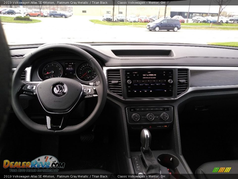 2019 Volkswagen Atlas SE 4Motion Platinum Gray Metallic / Titan Black Photo #4