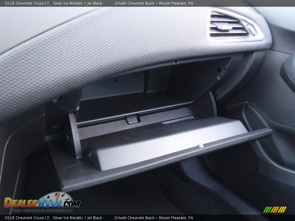 2018 Chevrolet Cruze LT Silver Ice Metallic / Jet Black Photo #24