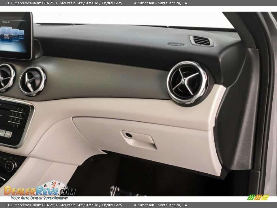 2018 Mercedes-Benz GLA 250 Mountain Grey Metallic / Crystal Grey Photo #29