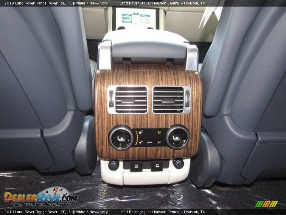 2019 Land Rover Range Rover HSE Fuji White / Navy/Ivory Photo #16