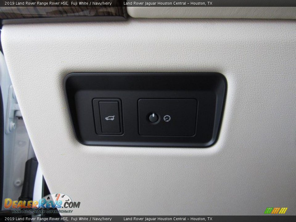 2019 Land Rover Range Rover HSE Fuji White / Navy/Ivory Photo #29